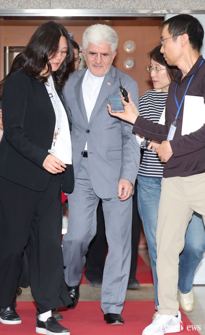 외교부 주한이란대사 초치