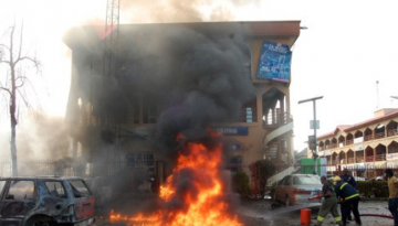 佛서 수감자 호송차 총격받아 죄수 탈주. 테러 멈추지 않을 것..