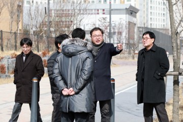 세종시의회 안찬영 산업건설위원장, 신학기 맞이 통학로 안전개선 현장점검 나서