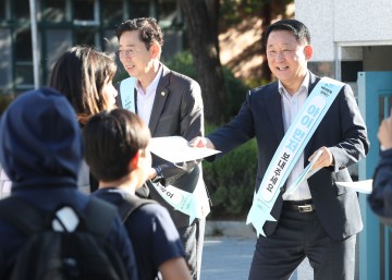 서철모 서구청장, 어린이 교통안전 합동 캠페인 실시