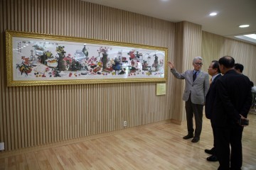 설송 최원구 화백, 한밭대에 한국화 작품 기증