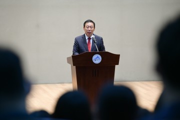 최민호 세종시장, 공직자 정체성 확립 주문