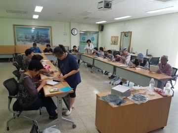 태백시는 재가 암환자 대상 공예교실 운영