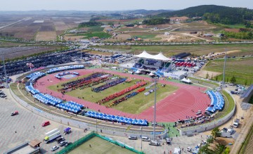 태안군, 제70회 충청남도민체육대회 화려한 개막!