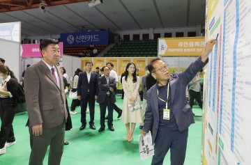 ‘2025 청주채용박람회’ 60개 기업 현장 참여… 성황리 개최