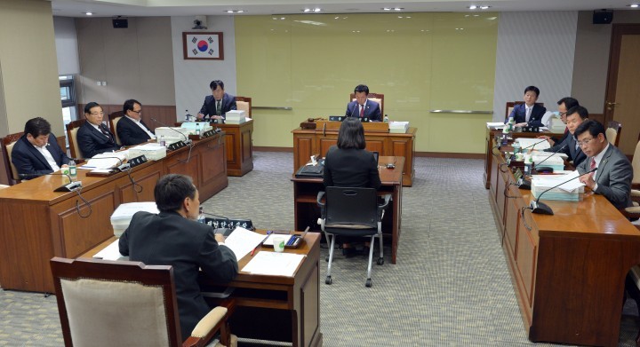충남도의회 안건해소위, 이월사업 최소화 당부