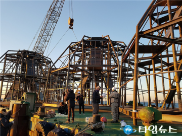 부산시, 인공어초 7기 설치…수산자원 회복 박차