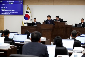 김영환 충북지사, 초대 충청광역연합장 선출