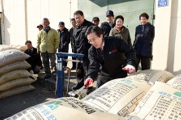 문경시, 2015년산 공공비축미 19만 7천포대 매입 시작