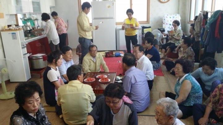 정연재 부시장, 무더위쉼터 현장방문