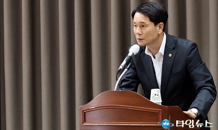 ‘제2기 대전자치경찰시티즌’ 발대식에서 축사하는 이상래 대전시의회 의장