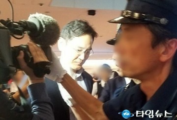 [고진감래] 한국·일본 동시다발 '삼성 죽이기'..."아픔만큼 더 성숙을 기대"