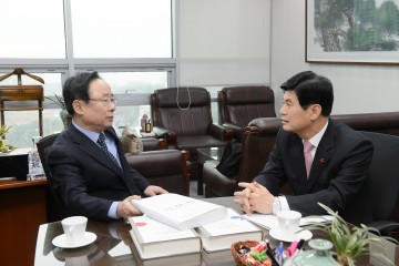 이춘희 세종시장, ‘행정수도 개헌’ 본격 행보