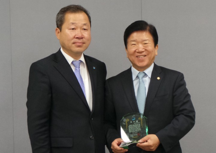 박병석 의원, 대전상인연합회로부터 감사패 받아!