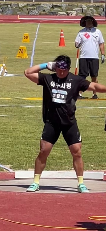 여수시 육상팀 정일우, 전국실업단대항육상대회 ‘금메달’ 