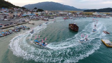 장흥군, '장흥회령포 이순신 축제' 개최  