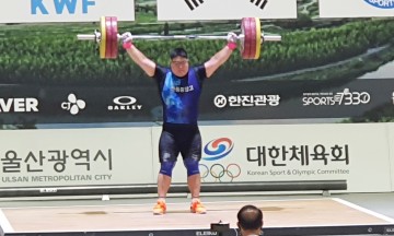 안동시 전국체육대회 역도경기에서 고등부 역도 3관왕, 2관왕 달성