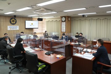 세종시의회 산업건설위원회, 조례안 심사 및 업무계획 청취