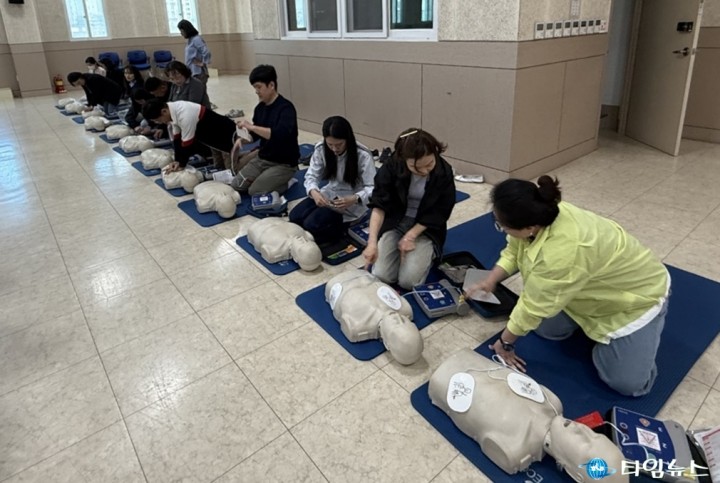 청주시, 직원 대상 심폐소생술 교육 실시…응급상황 대처 능력 강화