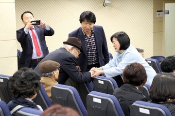 안철수 국민의당 대선 후보 부인 김미경 서울대의대 교수 초청 간담회 가져