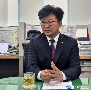 대전·충남 통합, 재정분권 없인 실익 없다…최충규 대덕구청장 “시민 여론 찬반 팽팽”