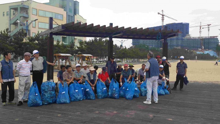삼척시 행정동우회, 해변 정화활동 실시