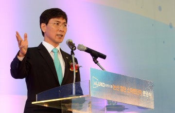 안희정 지사, “끊임없는 기술 개발로 경쟁력 유지를”