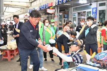 윤경희 청송군수, 군민 건강 챙기기 나서~