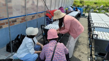 충주시, 농촌 어르신 복지 실천 시범사업 본격 추진
