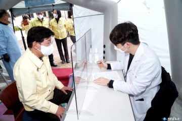 권영세 안동시장, 코로나19 백신 예방접종 받아
