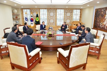 ‘지방분권 개헌’ 으로 구국의 전선 구축한다.