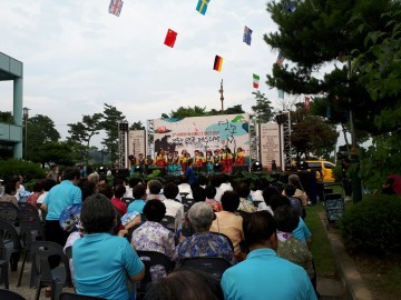 영주시 가흥2동 연꽃축제 무더위 속 대성황