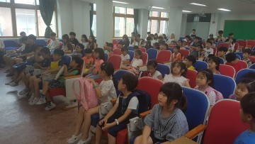 박노욱 봉화군수는 대구경북영어마을에서 초․중학생 영어체험학습
