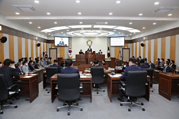 제284회 칠곡군의회 임시회 마무리!
