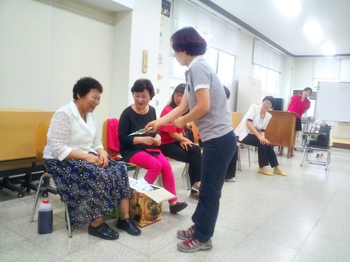 충주시립도서관, 스피치 수강생 발표회 열어