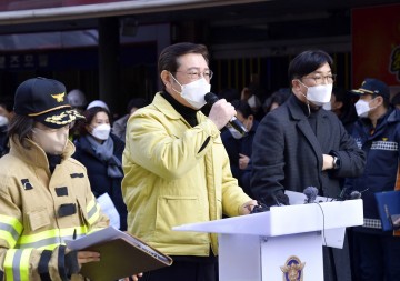 이용섭 광주시장 "붕괴 아파트 안전성 확보 안되면 철거 후 재시공"