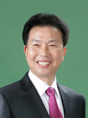  김기욱 서산시의회의원, 음암면 주민으로부터 공로패 받아