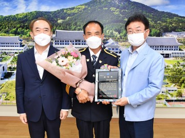 이철우 도지사, 소중한 인명 구한 경찰관에 표창
