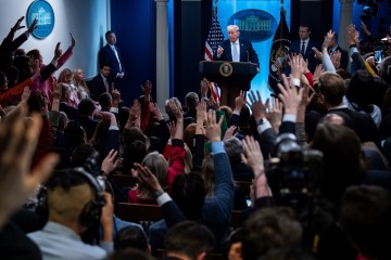 트럼프, 이란에 ‘최후통첩’… "합의 불발 시 7일 밤 발전소·교량 초토화"