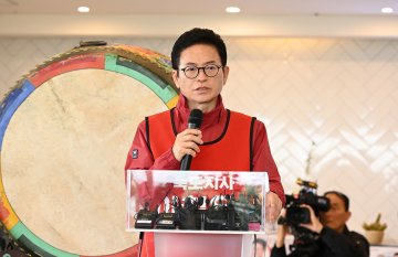 이철우, "동해안을 해양 경제 주역으로"… 북극항로·신공항 연계 10대 공약 발표