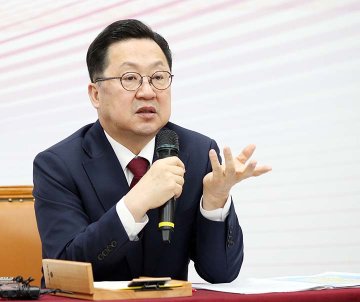 이장우 대전시장 “성과와 무능의 대결”…재선 출마