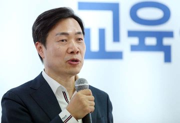 이택구 “잘하니까 이번에도”…이금선 재선 지원 총력
