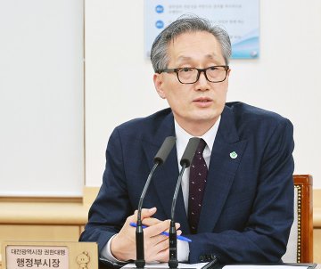 대전시, 이장우 후보 등록…유득원 권한대행 체제 돌입