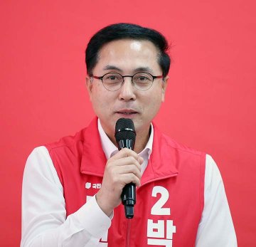 박희조 동구청장 후보 “최충규, 대덕 위해 끝까지 해낸다”…재선 지원