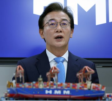 "책잡히면 안 돼" 전재수 보좌진, 망치로 PC 파손... 증거인멸 혐의 기소