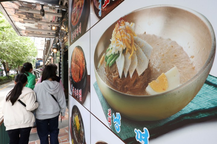 경기 침체에 술집·숙박업 직격탄…1분기 매출 10% 넘게 꺾였다