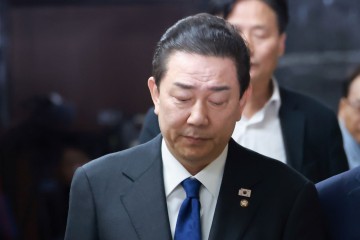 ‘공천헌금 1억 의혹’ 강선우 오늘 고발인 조사… 김병기도 추가 고발 직면