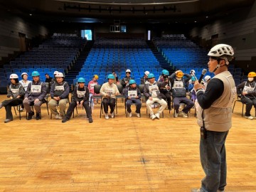  광주문화재단 빛고을시민문화관, '백스테이지 투어' 마무리 