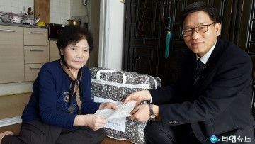 충북남부보훈지청장, 설맞이 독립유공자 손자녀 생활지원금 지급 및 특별위문
