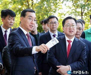‘중촌 벤처밸리 조성사업’ 설명하는 김광신 중구청장